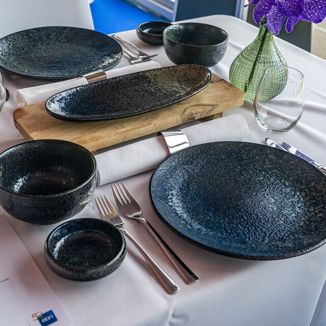 Bord  ovaal 30.5cm Moon