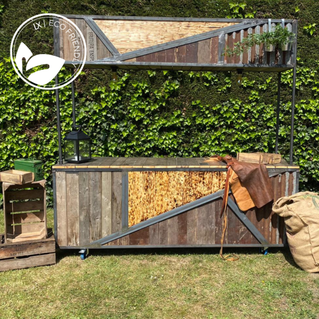 Foodcourt - Staal mixed wood Foodcourt - Staal mixed wood