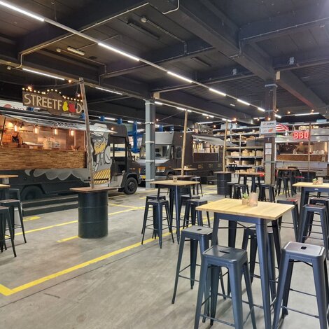 Van lege loods tot luxe lounge: een transformatie met de LX-collectie