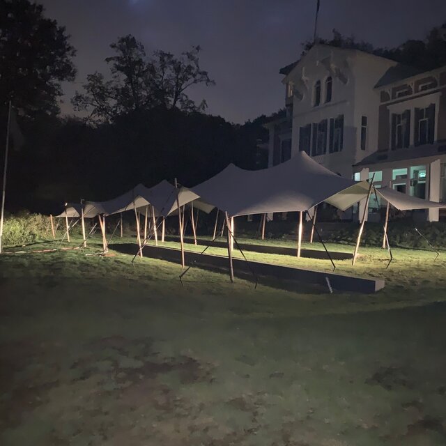 Stretchtent 10x22m - Zand