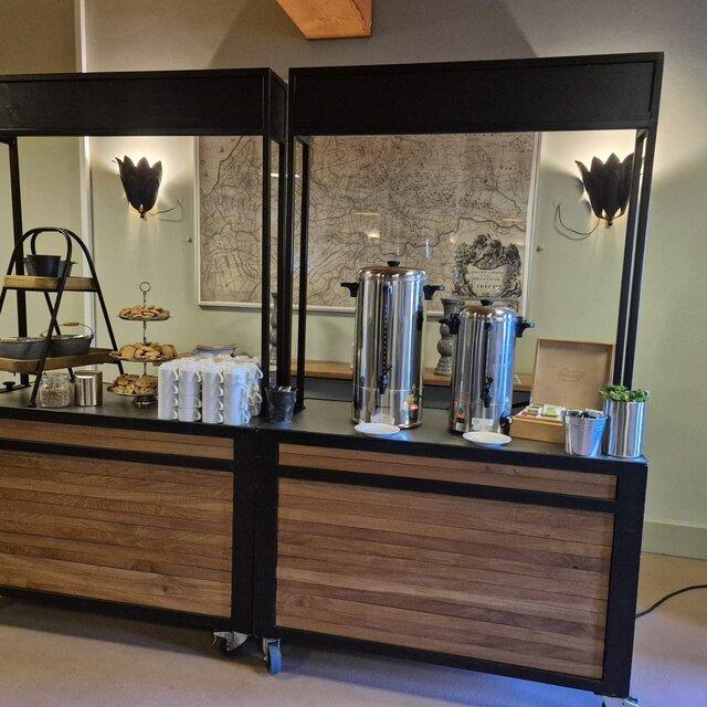 Foodcourt compact - Staal bankirai