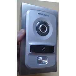 RVS hoekbeugel voor Hikvision DS-KV8102-xP