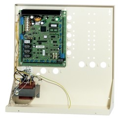 Intelligente 4-deurs controller met 12 VDC ingebouwde voeding. De ATS1