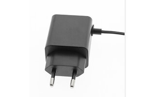 Adapter und Verlängerungskabel