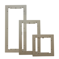 Comelit 31144L Abschlusskante für eingebautes iKall-Klingeltableau - 4 Module lang