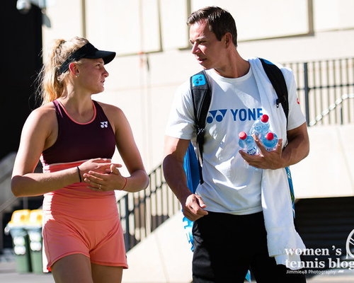 Bencic, Vekic victorious in the first round