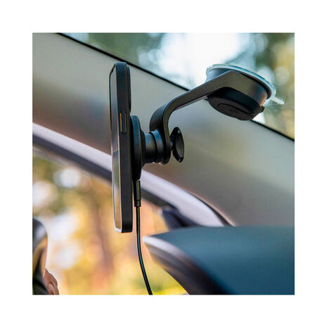 SP Connect SP Connect  Charging Suction Mount SPC+