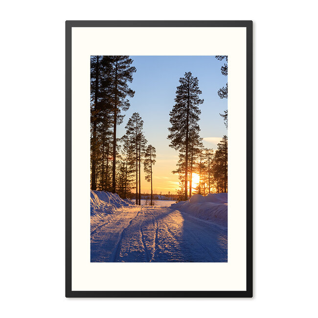 Sweet Living Poster mit Rahmen Snowy Road