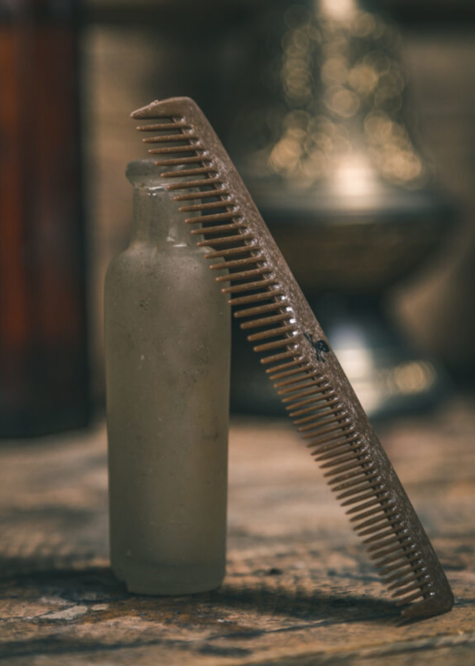 Blue Beard Revenge BBR Liquid Wood Beard and Mo'comb