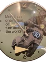 Vespa Gadgets Vespa Gadgets - Retro Horloge Million Vespa 30cm