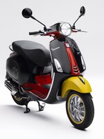 Vespa Primavera 125 Mickey Mouse NEW