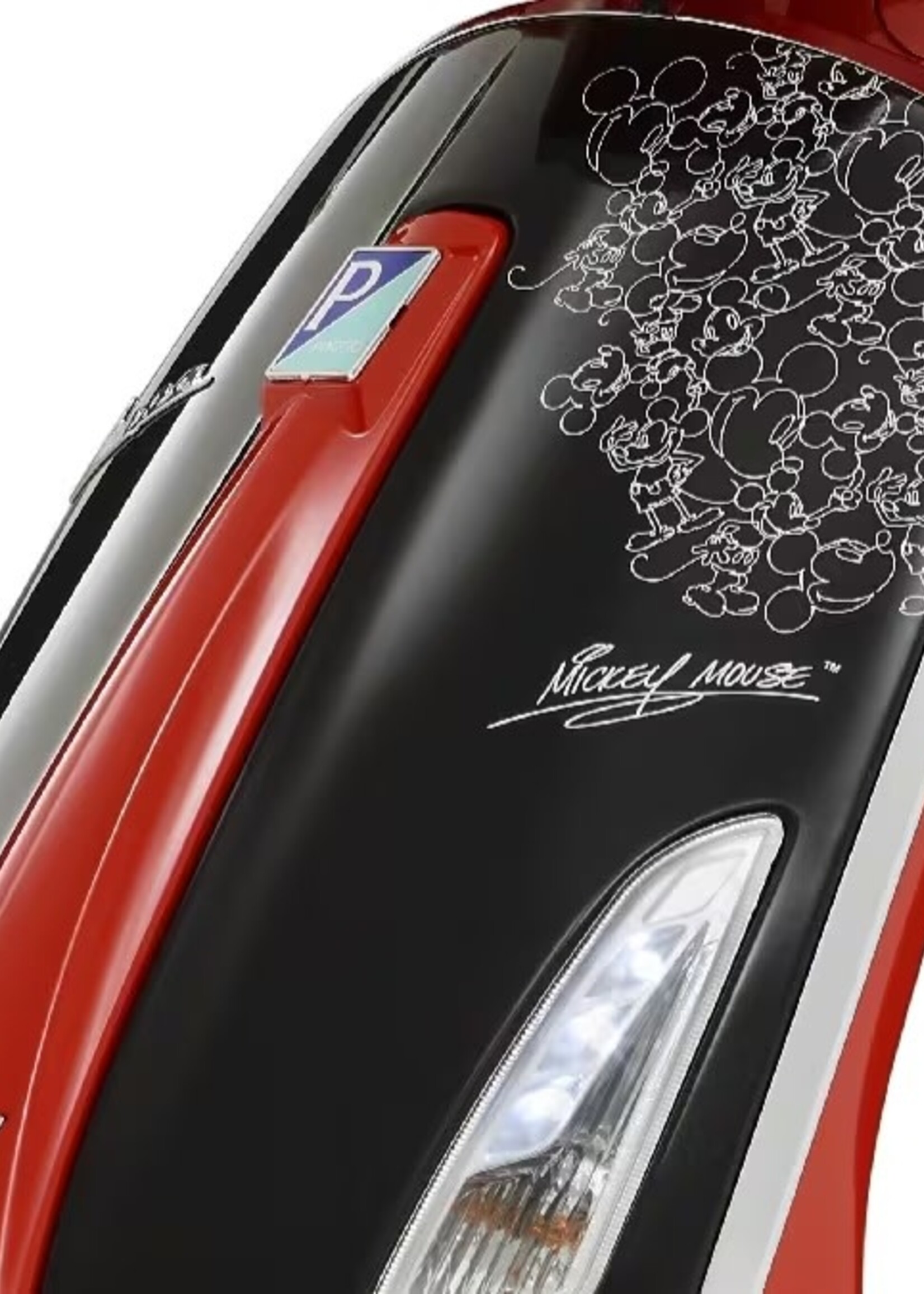 Vespa Primavera 125 Mickey Mouse NEW