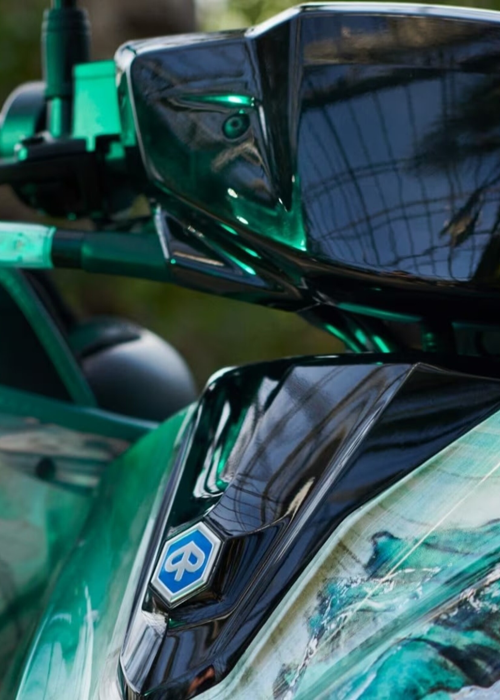 Piaggio 1 Active PMP Feng Chen Wang