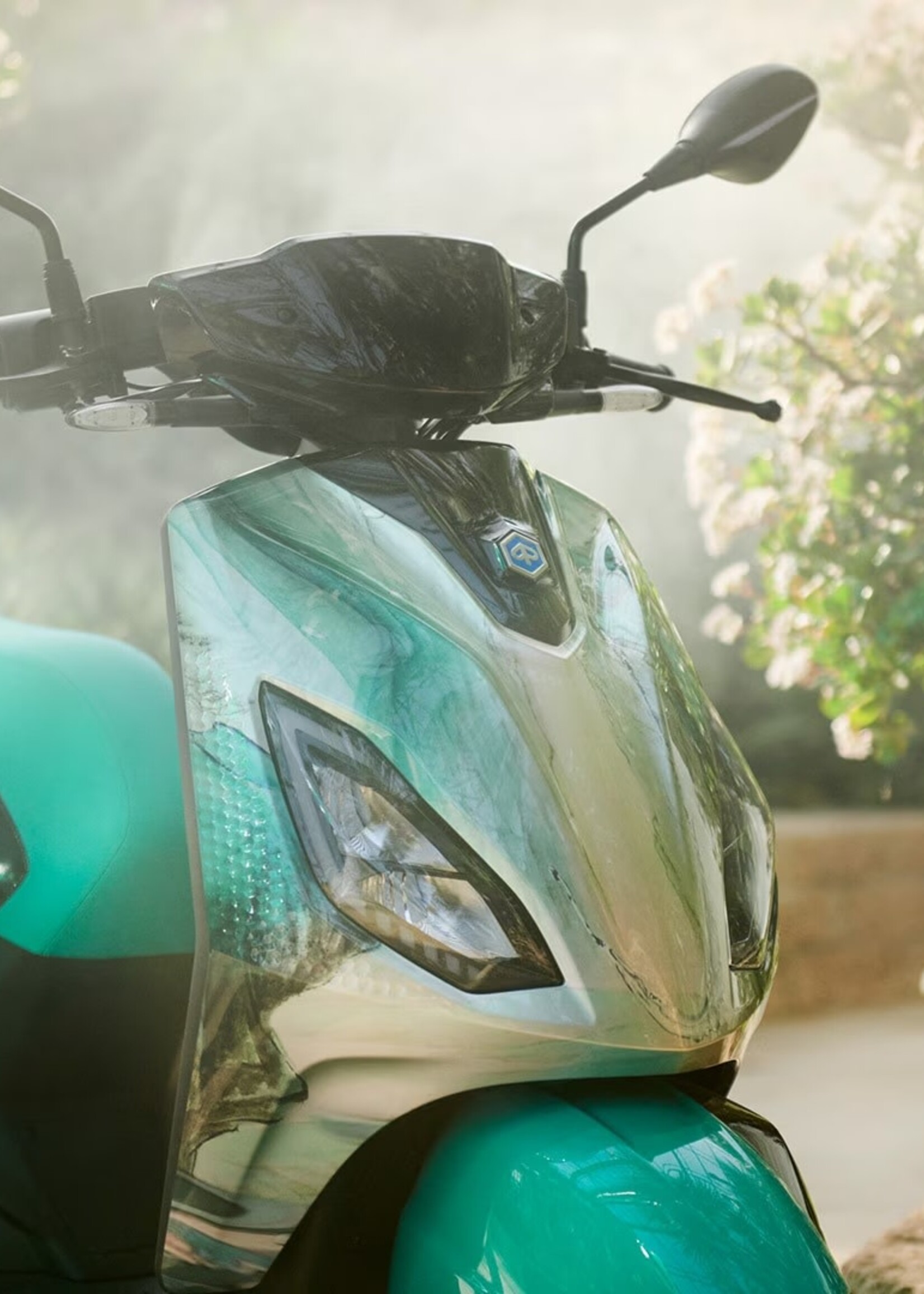 Piaggio 1  Feng Chen Wang