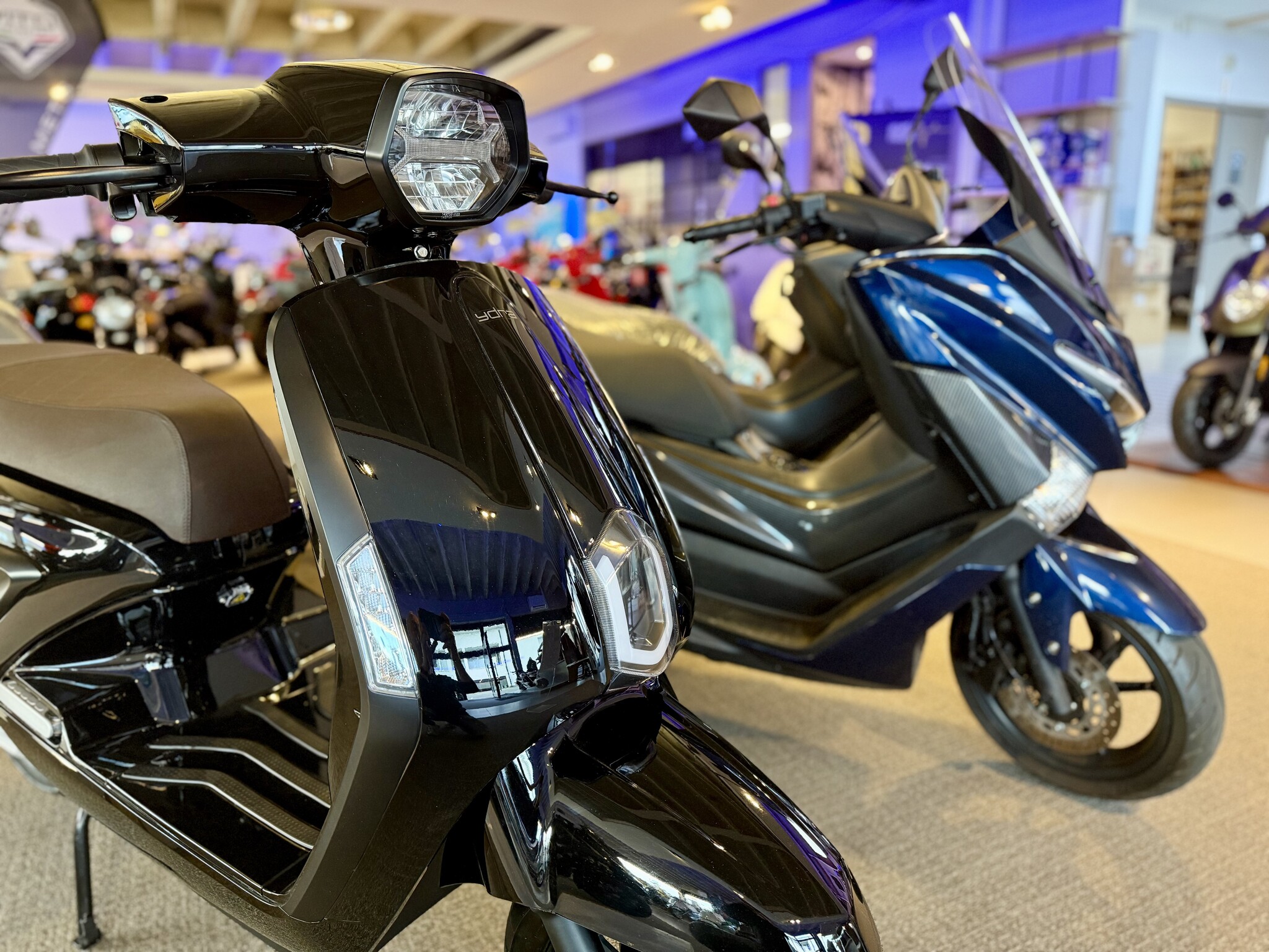 Ontdek jouw ideale scooter of motorfiets met onze demovoertuigen!