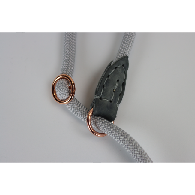 The DoggyWalker Slip line Silver Grey