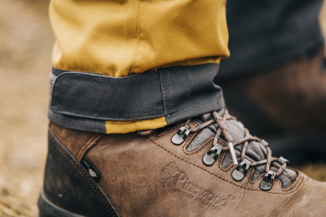 Caribou TC Broek (Mosterd/Antraciet)