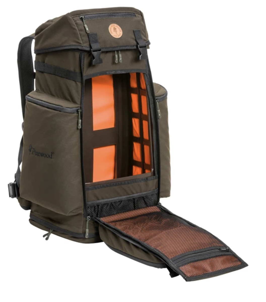 Wildmark Chair Backpack 35L (Suede Brown)