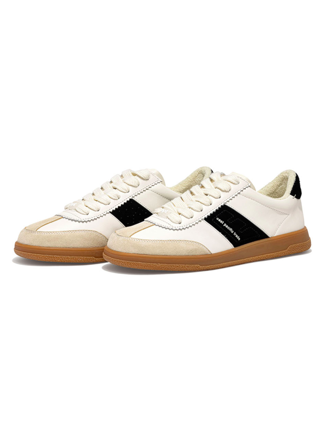 Santos – Offwhite/Black