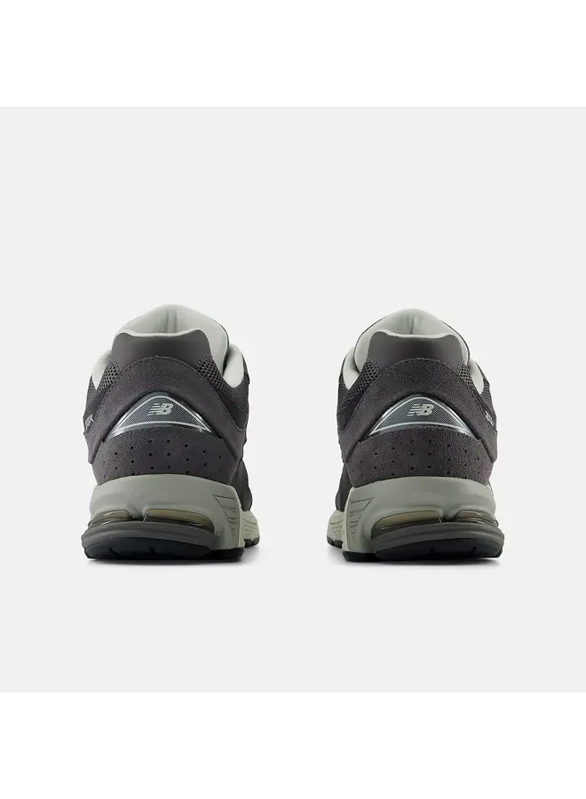 M2002RFL - Monochrome Suede