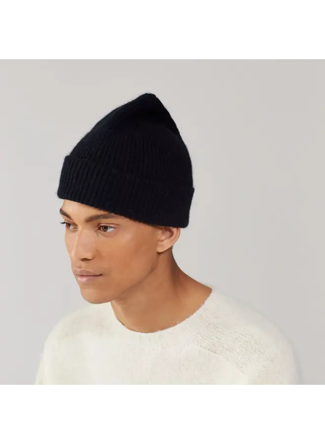 Beanie – Onyx