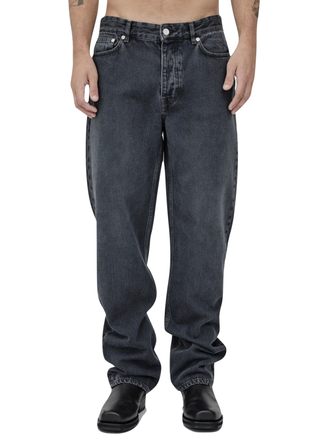 Steve – Overdyed Black