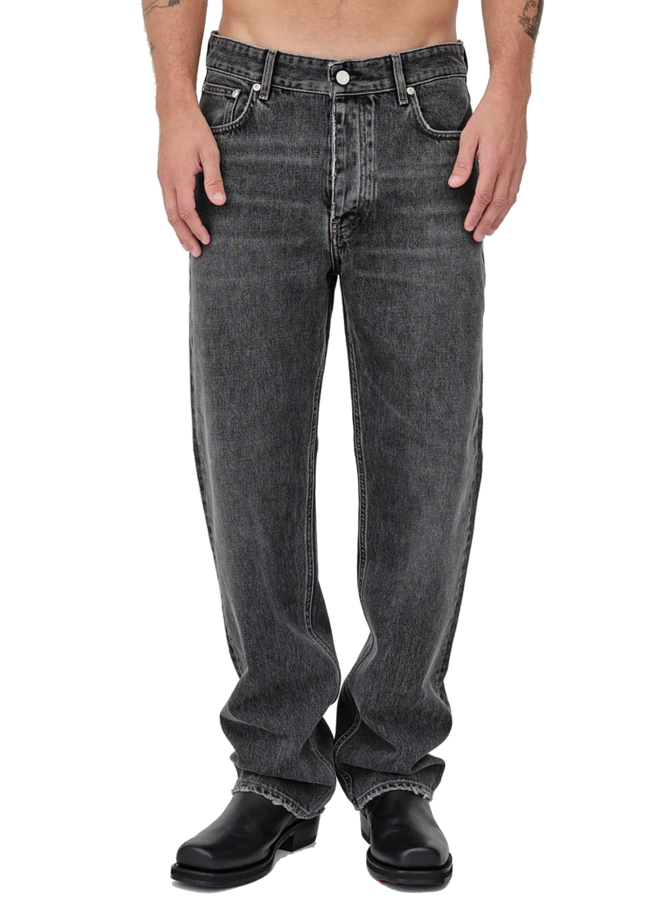 Steve – Iguana Black