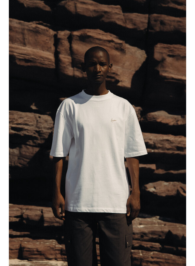 August Back Print- White/Beige