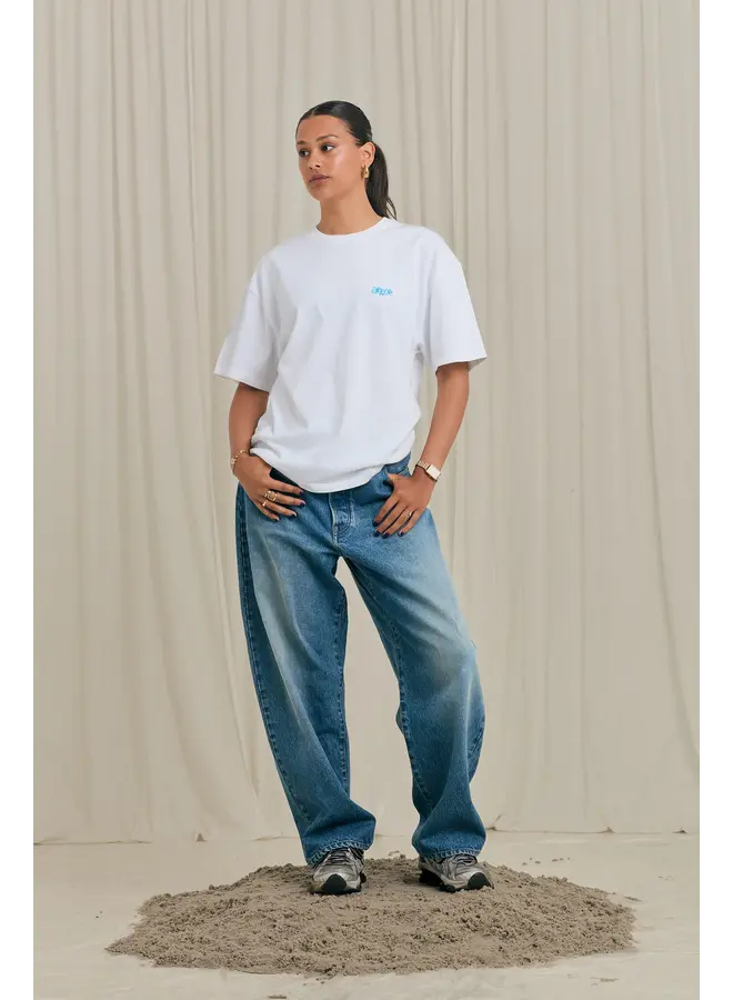 Flower Oasis T-Shirt - Blue