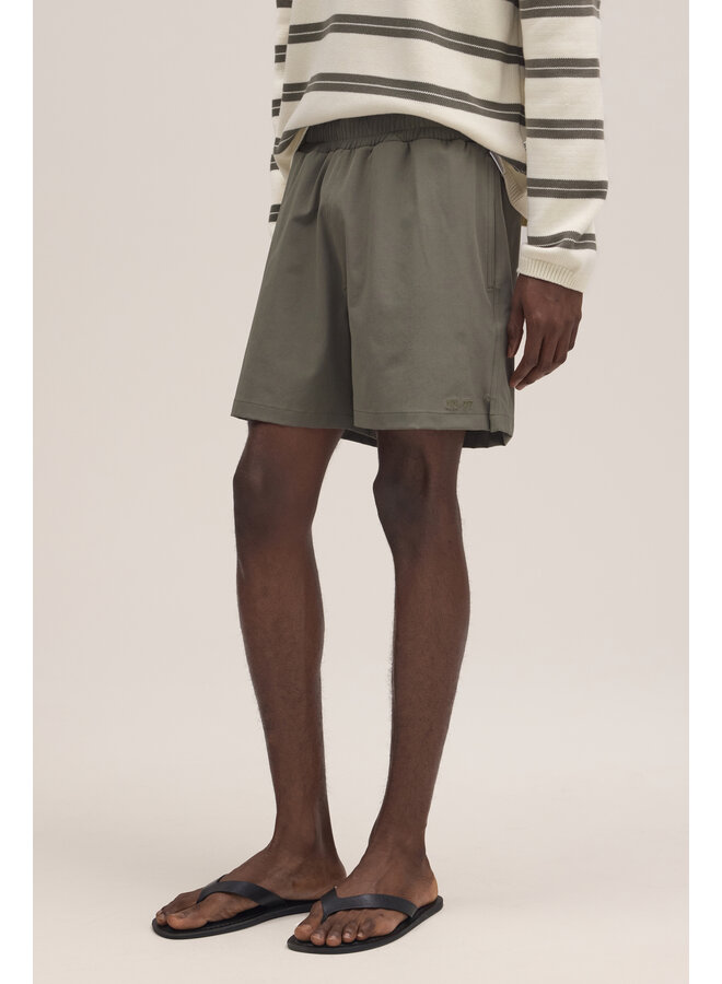 Holiday Shorts 10039 - Capers