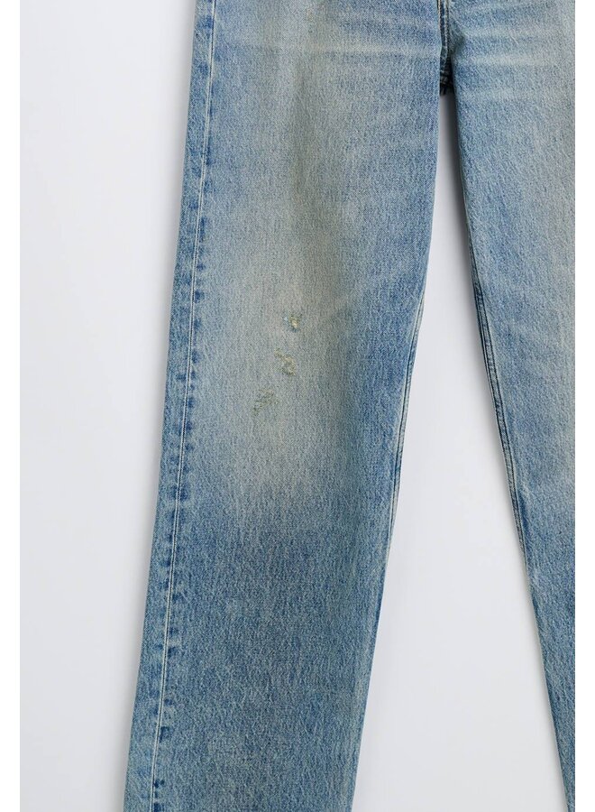 Loose - Light Worn