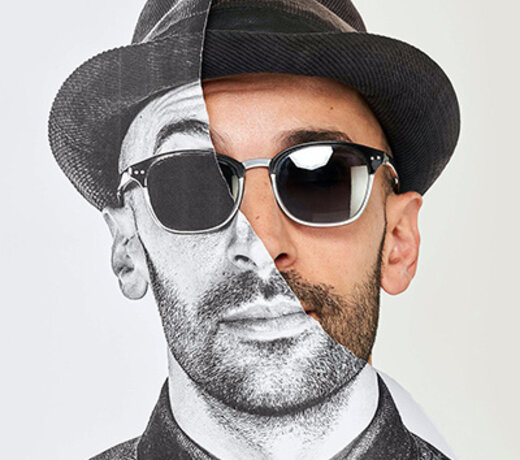 JR