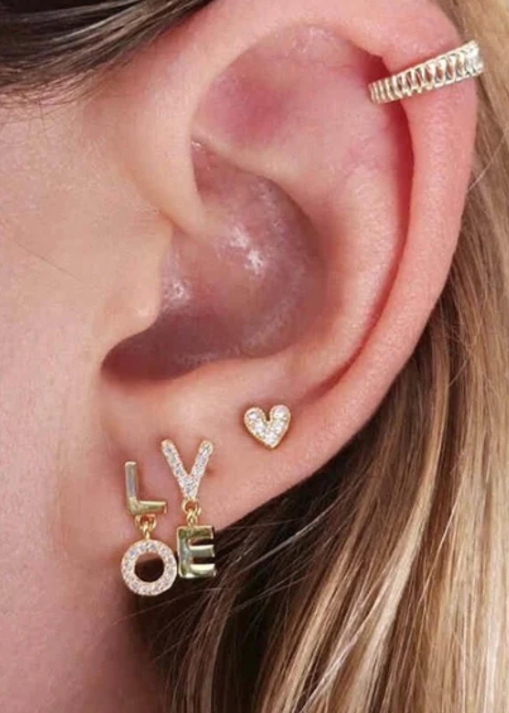 Love Eearrings Gold