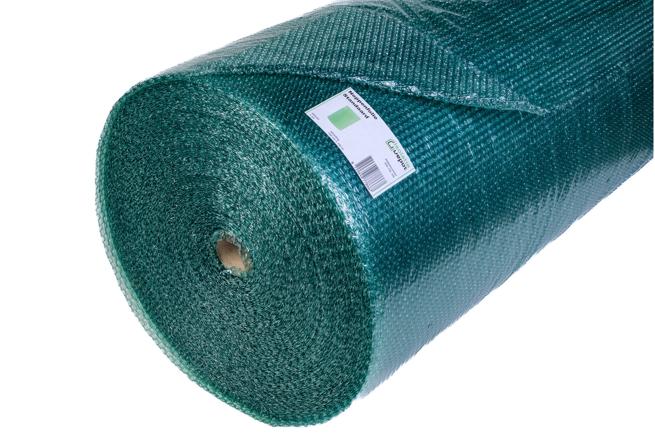 Noppenfolie 150 cm breed, standaard, 100 meter - op rol Isolatie Depot Noppenfolie 150 cm breed, standaard, 100 meter - op rol