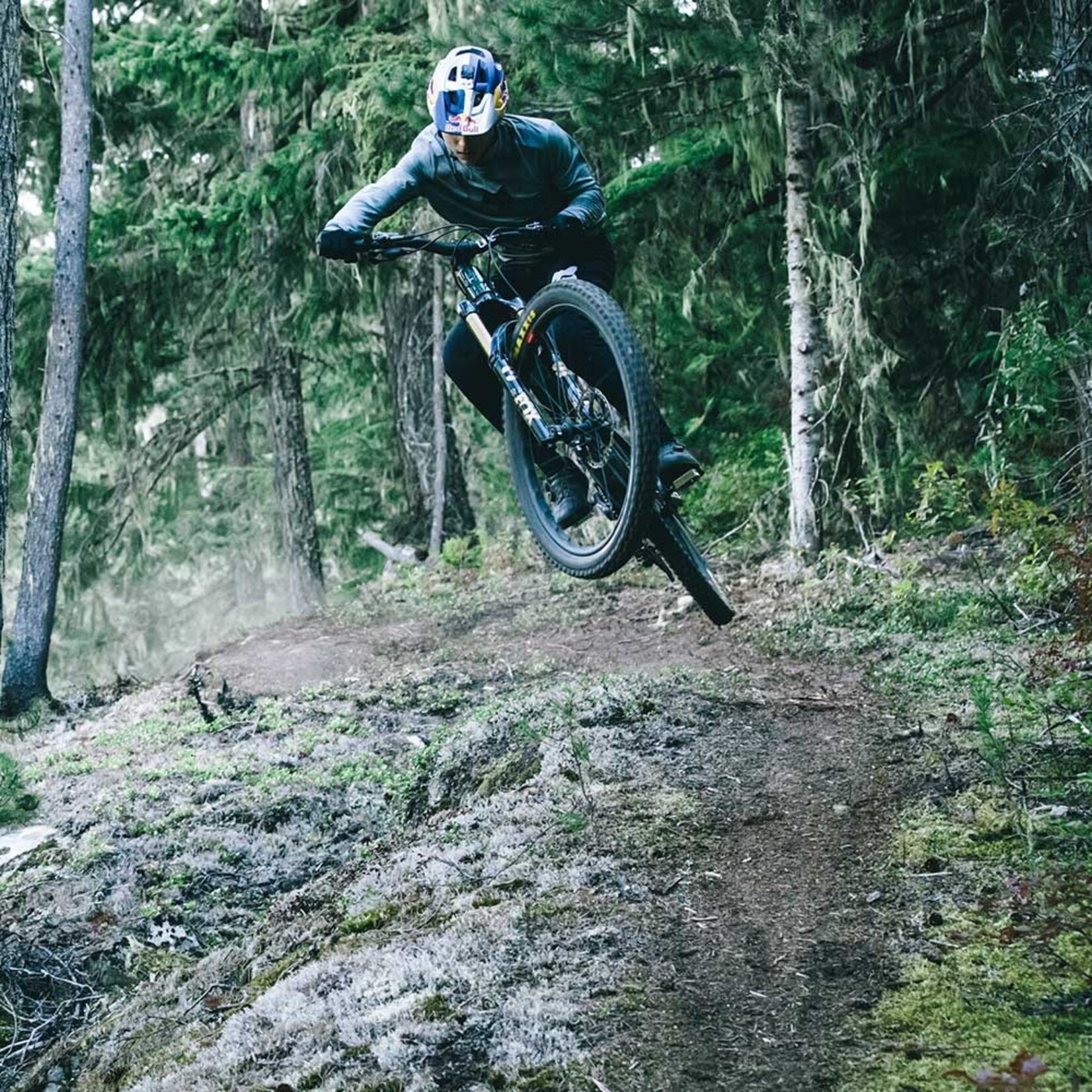 Santa Cruz Santa Cruz Vala 1 CC MX 2026 Med Grn X0 AXS RSV