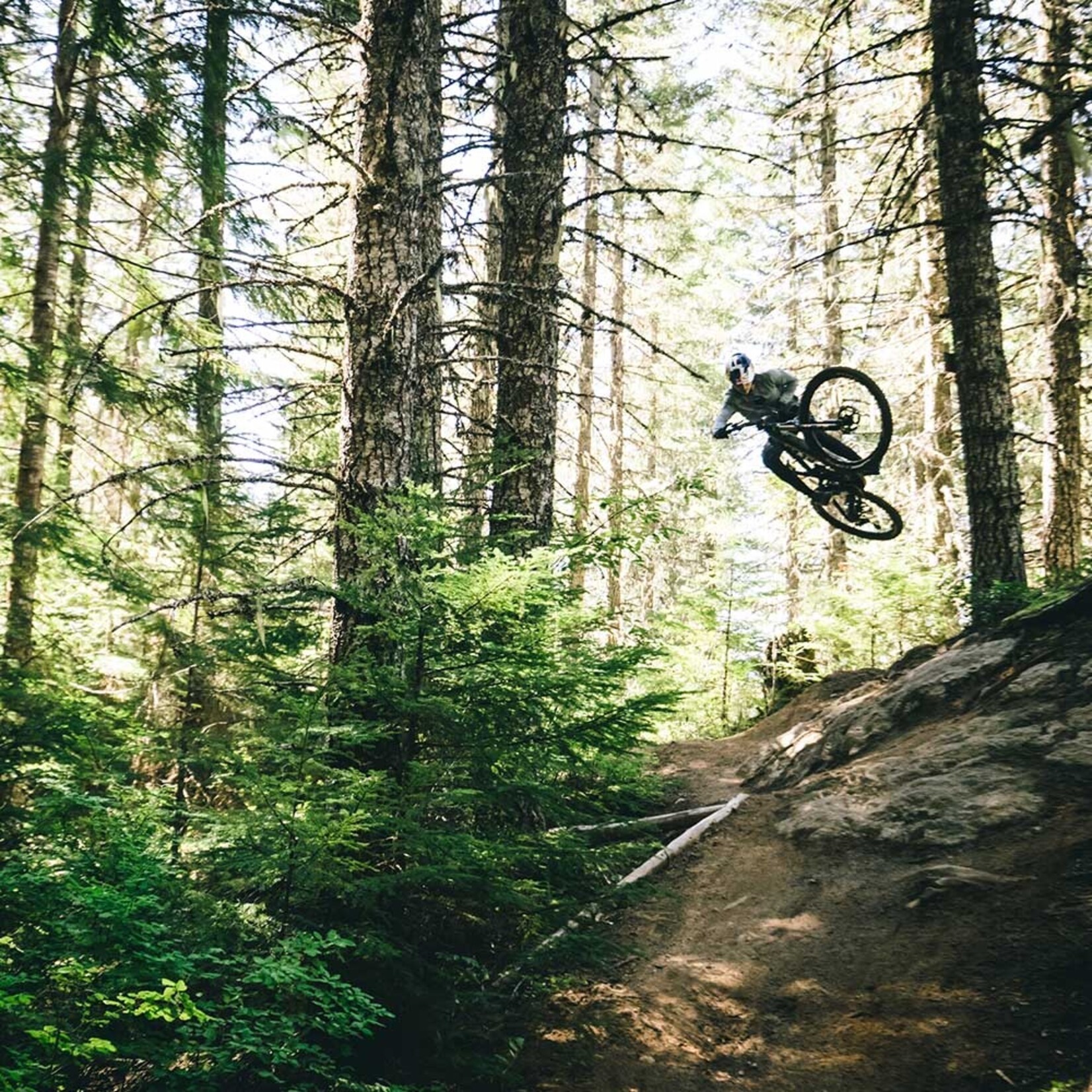 Santa Cruz Santa Cruz Vala 1 CC MX 2026 Med Grn X0 AXS RSV