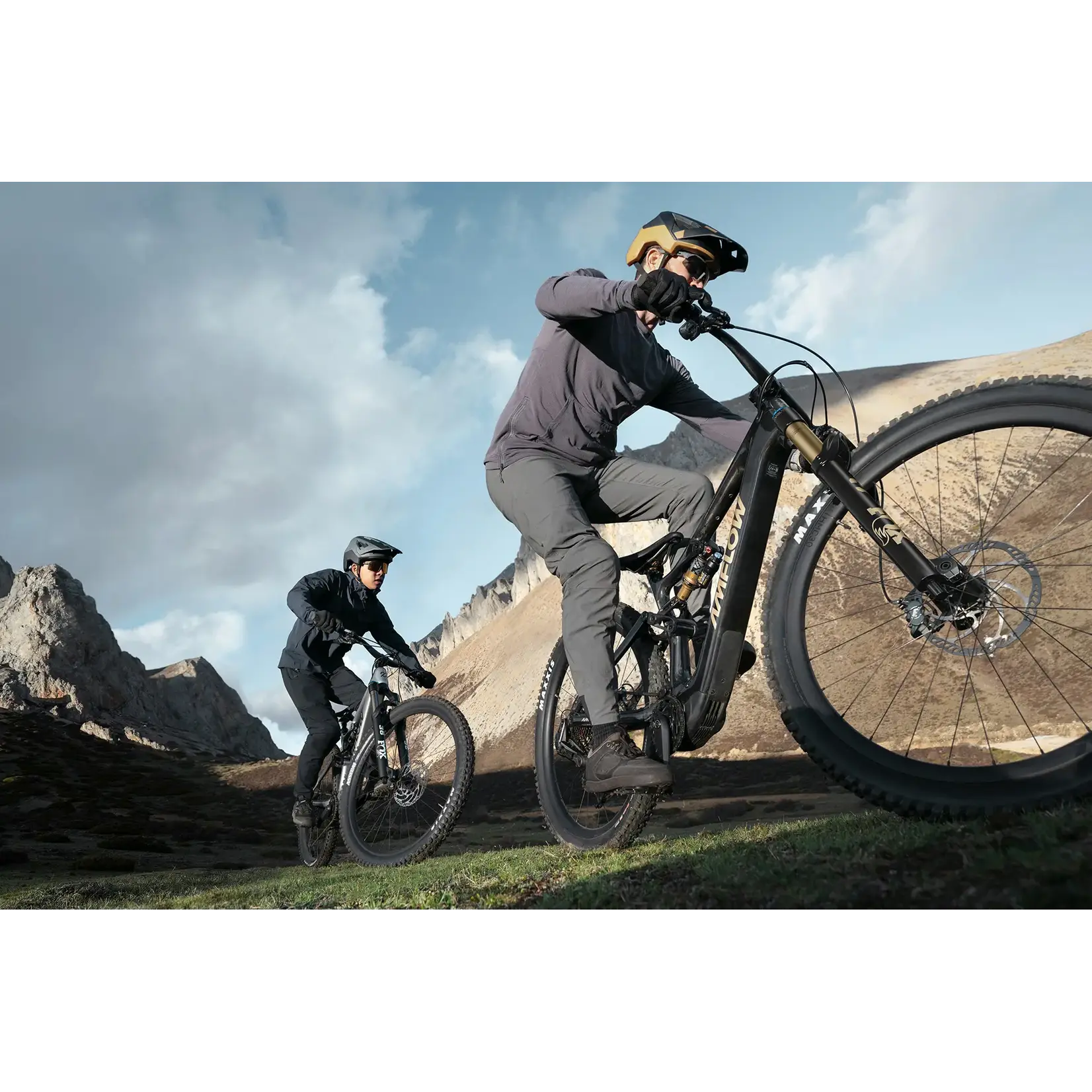 AmFlow Amflow PL Carbon Pro 800 XL Black