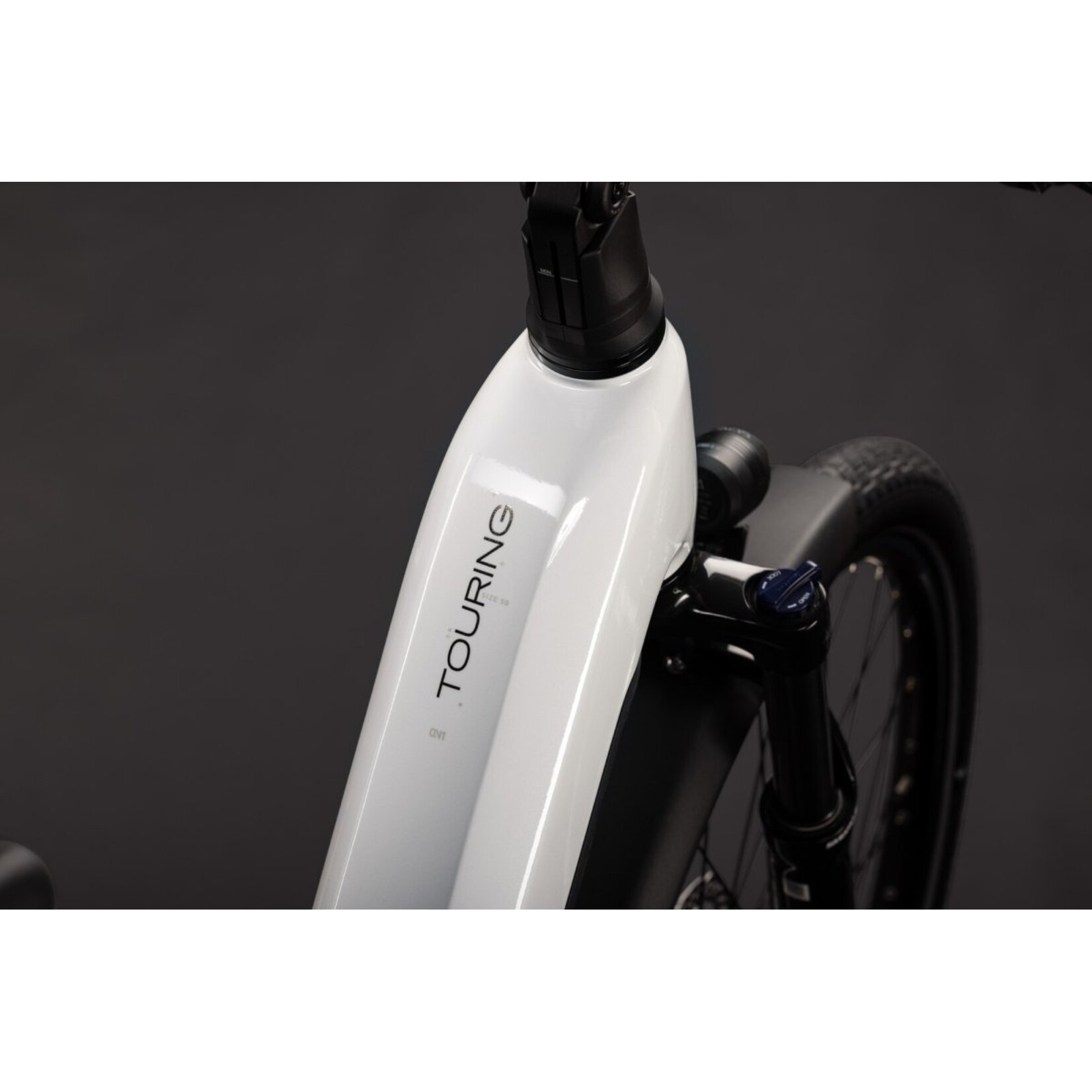 CUBE CUBE TOURING HYBRID ONE 600 METALLICWHITE 2027 EE 50 CM