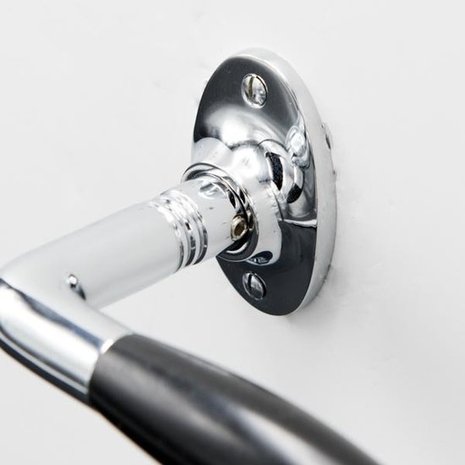 De Oude Deurklink Rozet - Ovaal glanzend nikkel | De Oude Deurklink jaren 30 deurbeslag De Oude Deurklink Rozet - Ovaal glanzend nikkel | De Oude Deurklink jaren 30 deurbeslag