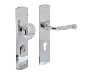 Intersteel Voordeurbeslag Helena op schild 72mm verchroomd met kerntrekbeveiliging