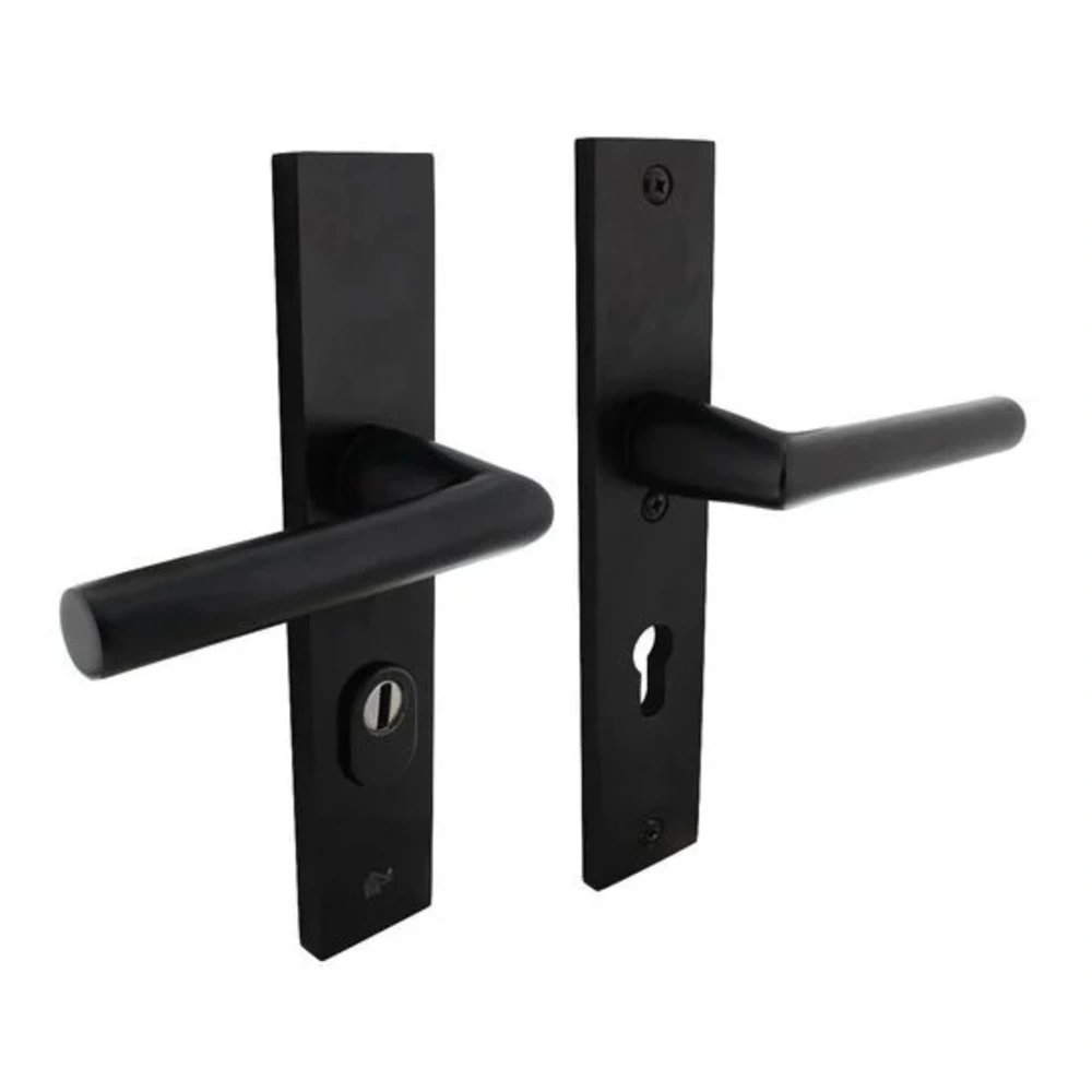 Intersteel Intersteel Veiligheidsbeslag SKG3 mat zwart PC72mm kerntrekbeveiliging | De Oude Deurklink klassiek buitendeurbeslag Intersteel Intersteel Veiligheidsbeslag SKG3 mat zwart PC72mm kerntrekbeveiliging | De Oude Deurklink klassiek buitendeurbeslag