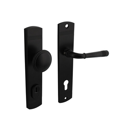 Intersteel Intersteel Buitendeurbeslag Helena mat zwart PC92mm kerntrekbeveiliging | De Oude Deurklink klassiek buitendeurbeslag Intersteel Intersteel Buitendeurbeslag Helena mat zwart PC92mm kerntrekbeveiliging | De Oude Deurklink klassiek buitendeurbeslag