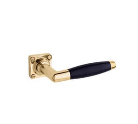 De Oude Deurklink Klassieke geveerde deurklink, vierkant rozet, messing gelakt De Oude Deurklink Klassieke geveerde deurklink, vierkant rozet, messing gelakt