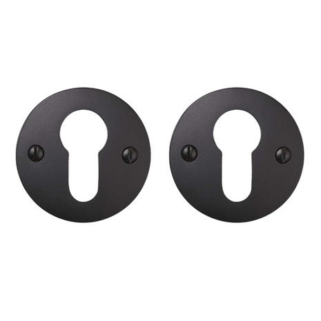 De Oude Deurklink Deurklink Geveerd Klassiek in mat zwart met ronde rozetten en cilinderrozetten