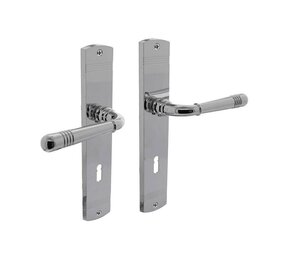 Intersteel Deurklink Helena op schild sleutelgat 56mm chroom Intersteel Deurklink Helena op schild sleutelgat 56mm chroom