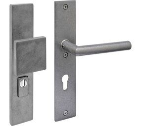 Intersteel SKG3 veiligheidsbeslag rechthoekig greep/klink Luzern met kerntrekbeveiliging rvs getrommeld PC 72mm Intersteel SKG3 veiligheidsbeslag rechthoekig greep/klink Luzern met kerntrekbeveiliging rvs getrommeld PC 72mm
