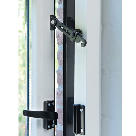 Intersteel SecuMax raamuitzetter buitendraaiend zwart Intersteel SecuMax raamuitzetter buitendraaiend zwart