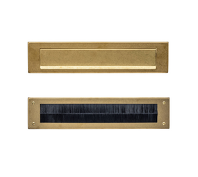 Intersteel Set brievenbus en tochtwering rechthoekig PVD messing getrommeld Intersteel Set brievenbus en tochtwering rechthoekig PVD messing getrommeld