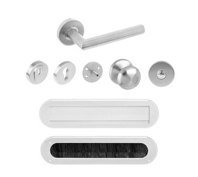 Intersteel Voordeurset veiligheidsbeslag SKG3 rond rozet kerntrekbeveiliging geborsteld RVS Intersteel Voordeurset veiligheidsbeslag SKG3 rond rozet kerntrekbeveiliging geborsteld RVS