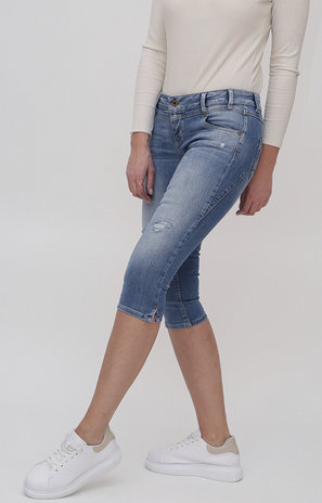 M.O.D. Denim M.O.D. Denim Capri Rea Chicargo Blue M.O.D. Denim M.O.D. Denim Capri Rea Chicargo Blue